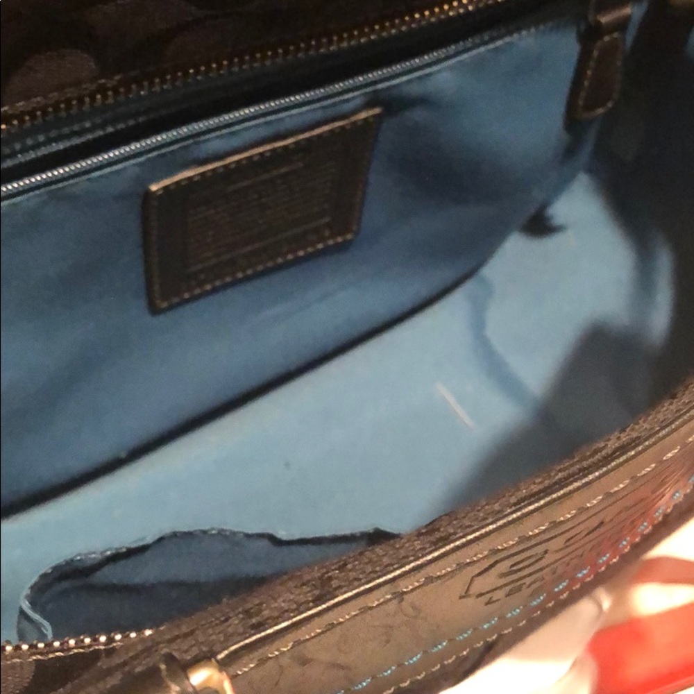 Coach Handbag - Picture 4 of 9